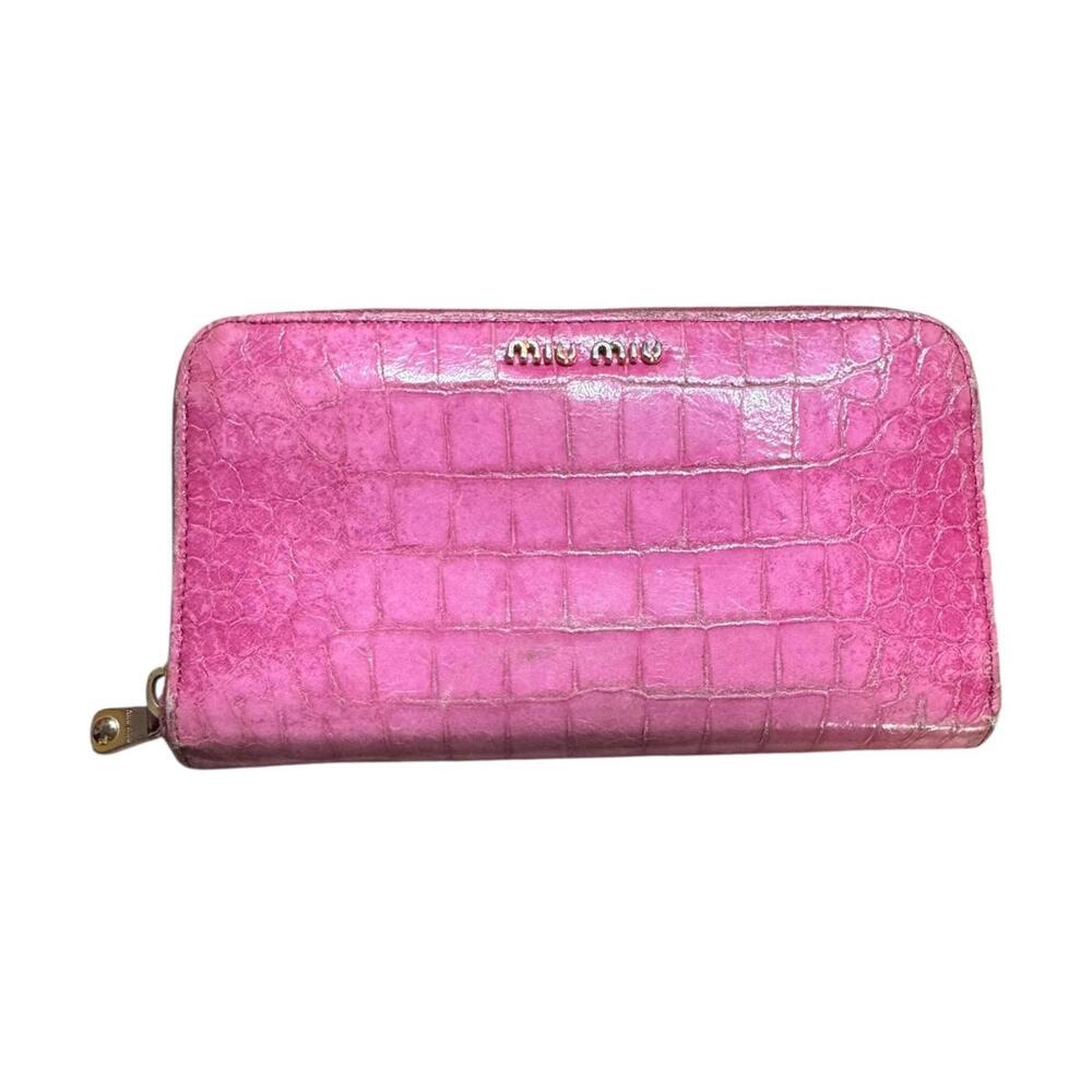 Miu Miu Pink Croc-Embossed Leather Zip Wallet